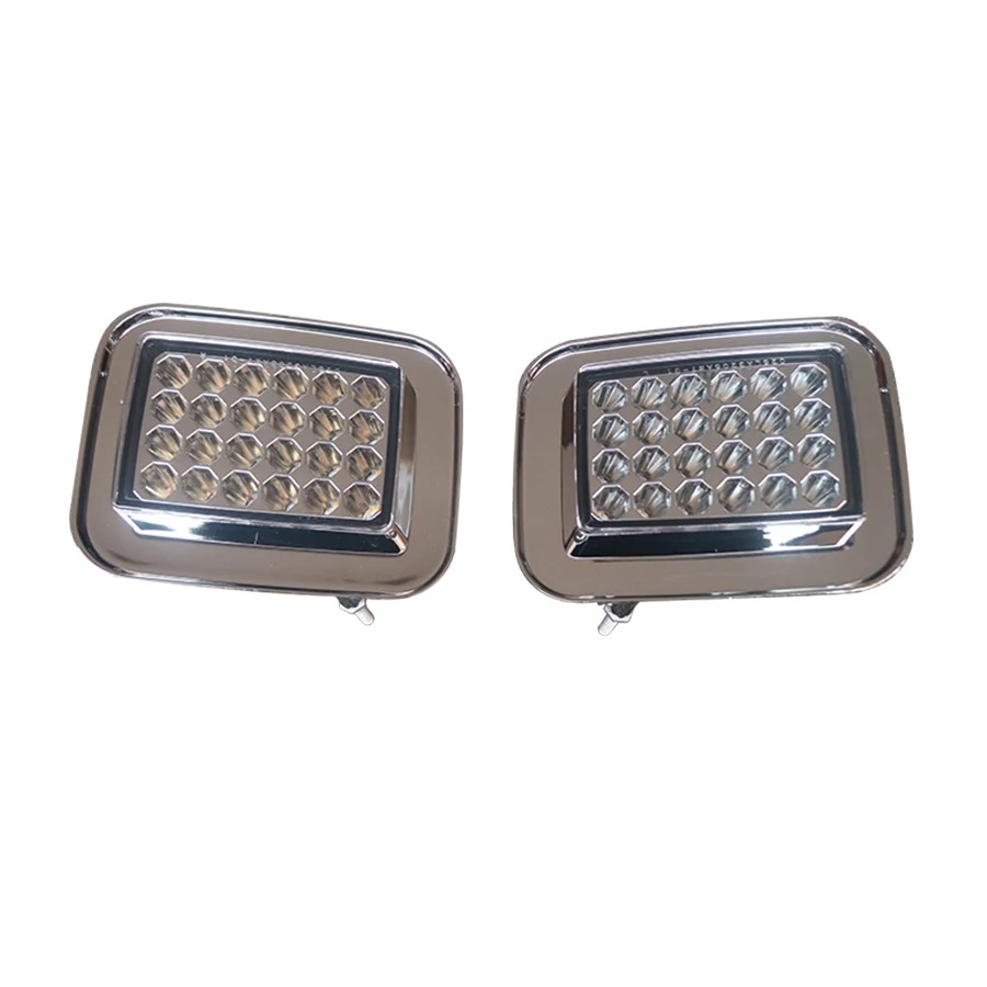 LED Yellow Light Parking Signal Lamp for H2 Front Grille Chrome Turn Signal Fog Lights Accessories PMMA Material 12V